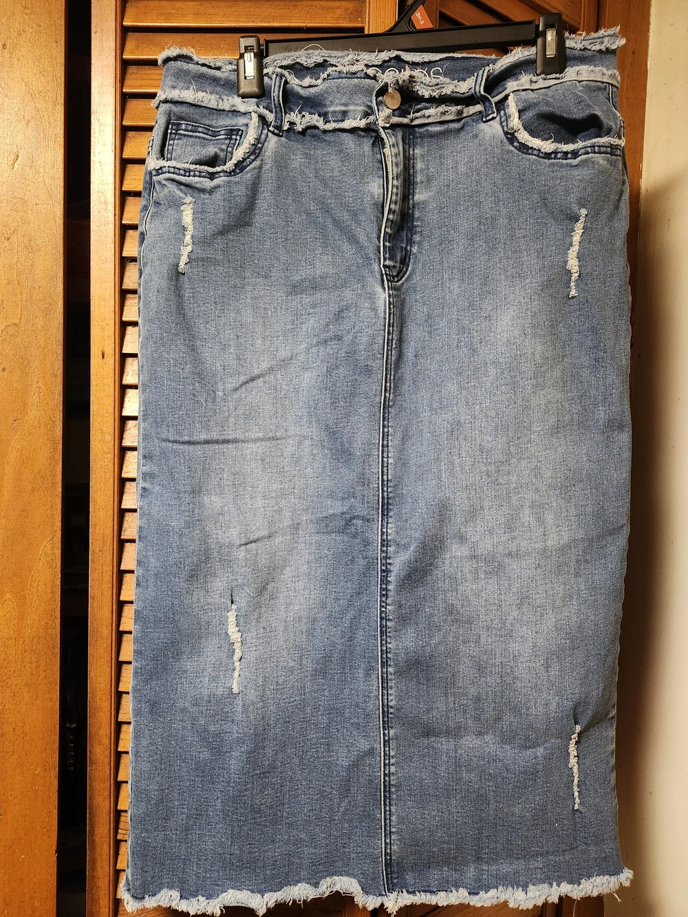 Frayed Hem Light Blue Denim Midi Skirt